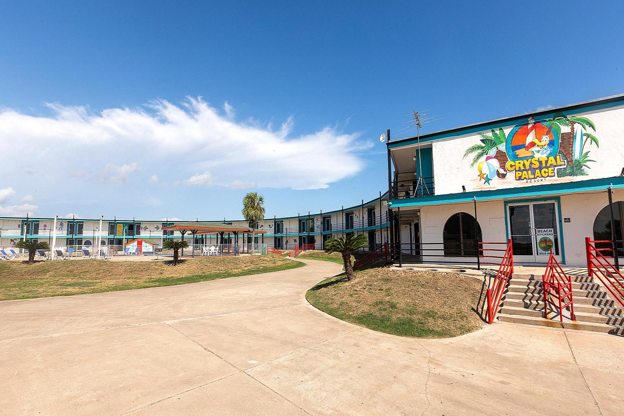 Crystal Palace Resort Bolivar Peninsula Exterior photo